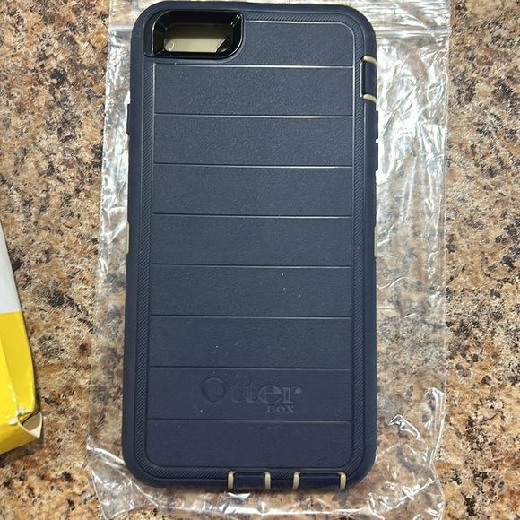Otter Box Defender Pro - Picture 2 of 3